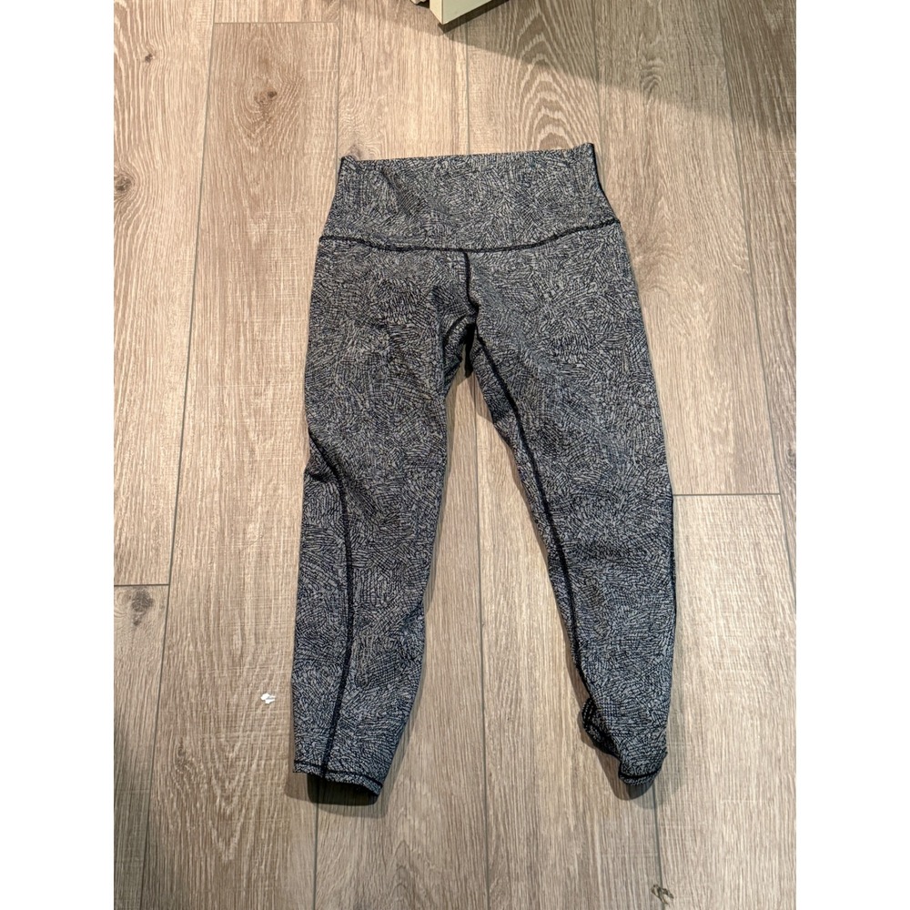 Lululemon High Rise 7/8 Leggings Black White Scribble Print Size‎ 10